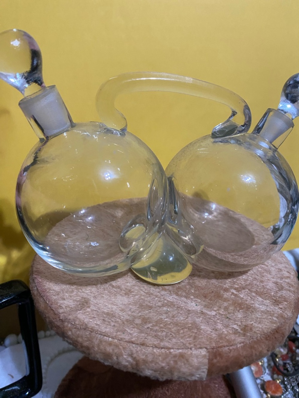 Vintage Hand Blown Clear Art Glass Oil & Vinegar Bottles Cruets With Stoppers